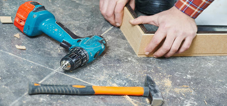 broken door frame repair Lynwood
