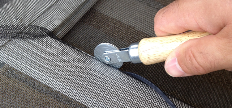 metal screen door repair in Lynwood