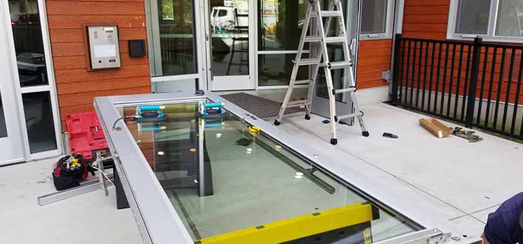 storefront door glass replacement Lynwood